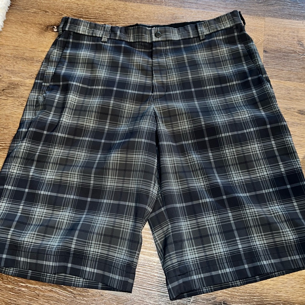 Nike golf tour performance dri-fit shorts